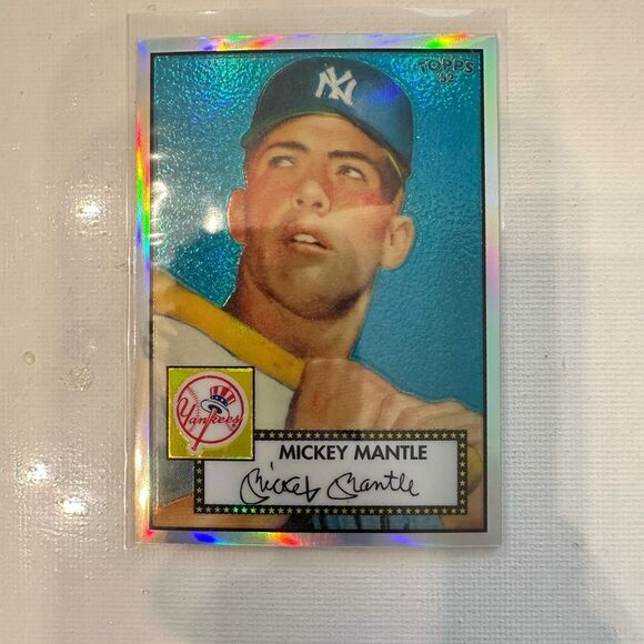 Topps Mickey Mantle Card with Blue and Gold Accents refractor 312/552 mint con - Picture 1 of 6